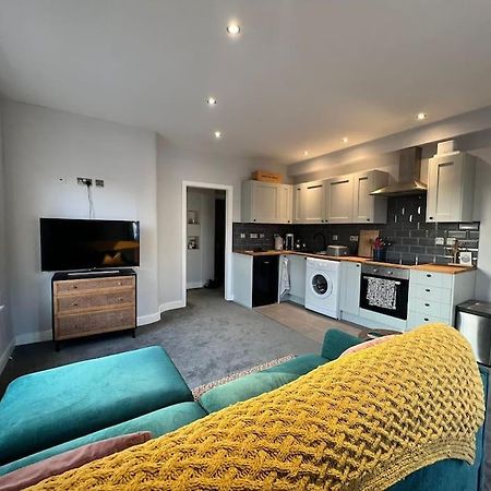 Bright, First Floor, One Bedroom Flat In Wimborne Wimborne Minster Exteriér fotografie